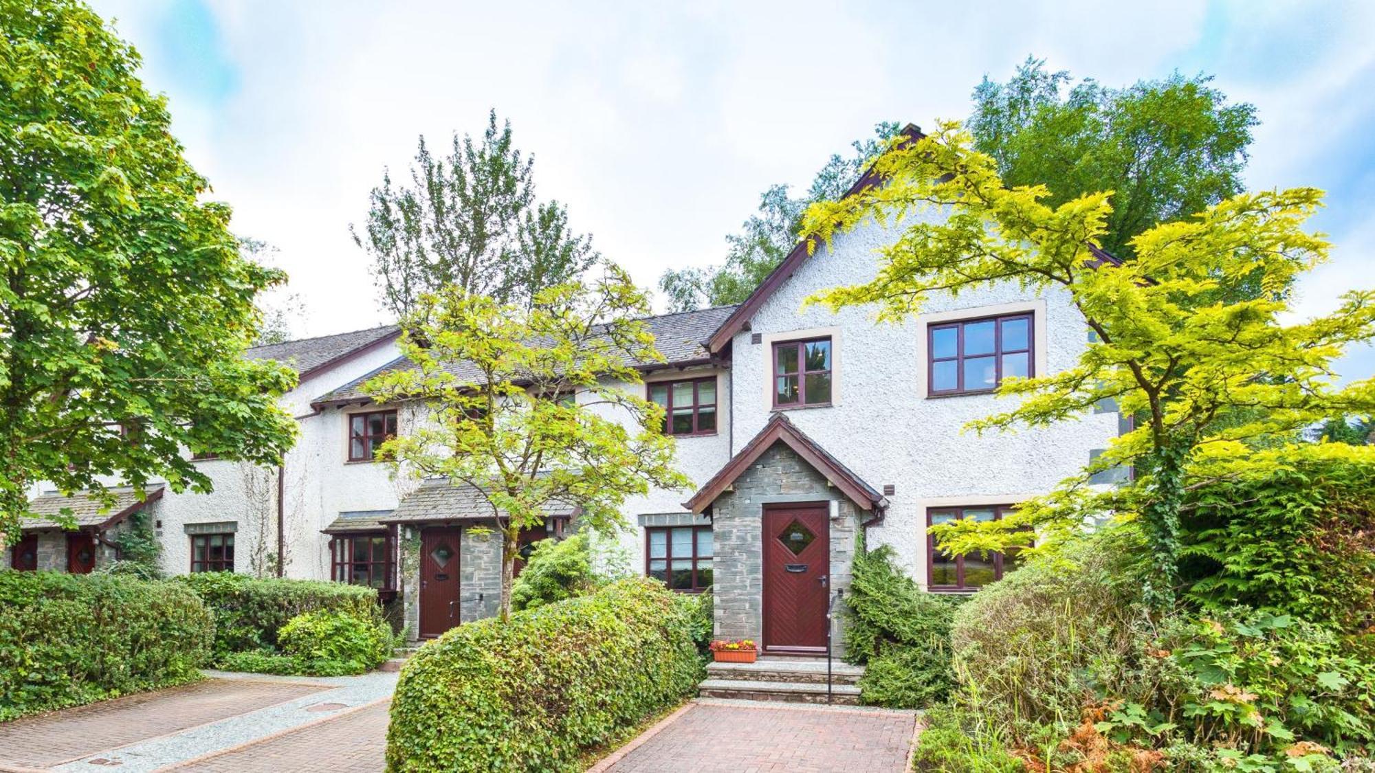 2 Bedroom Lake District Cottage At Windermere Marina Village Bowness-on-Windermere Exterior foto